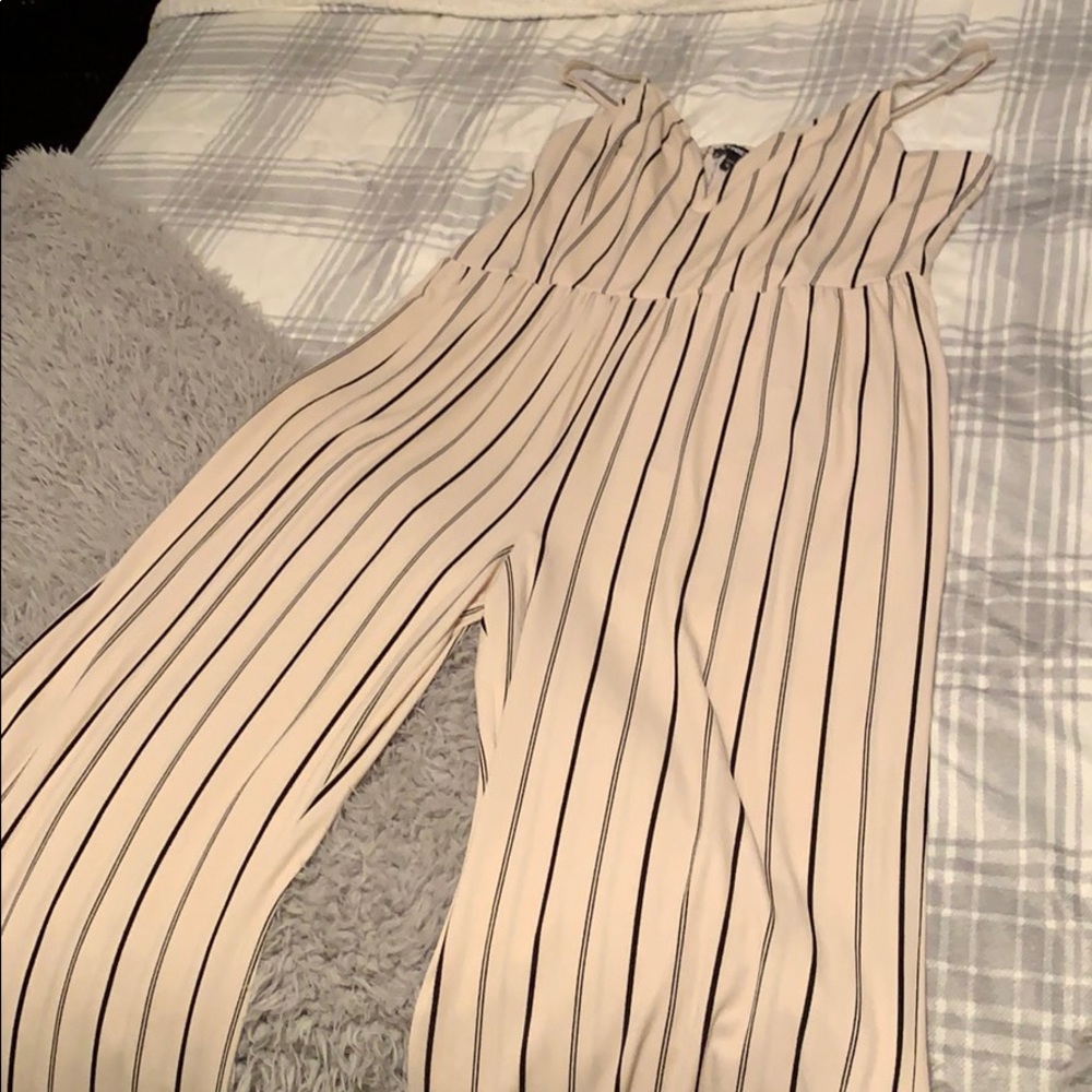 Jumper pant outfit